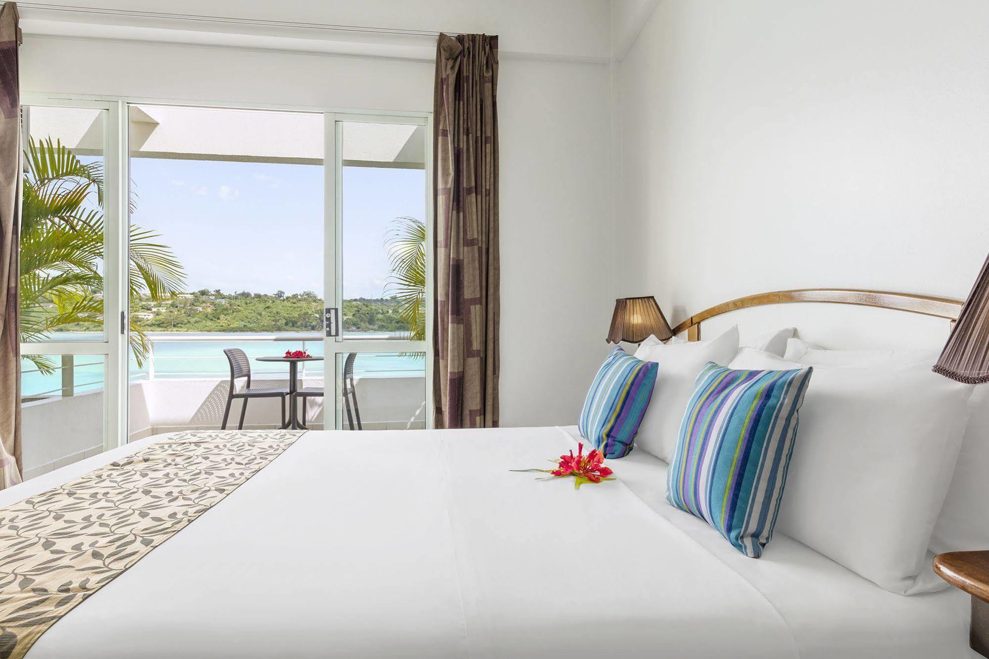Chantillys On The Bay Port Vila Exterior photo